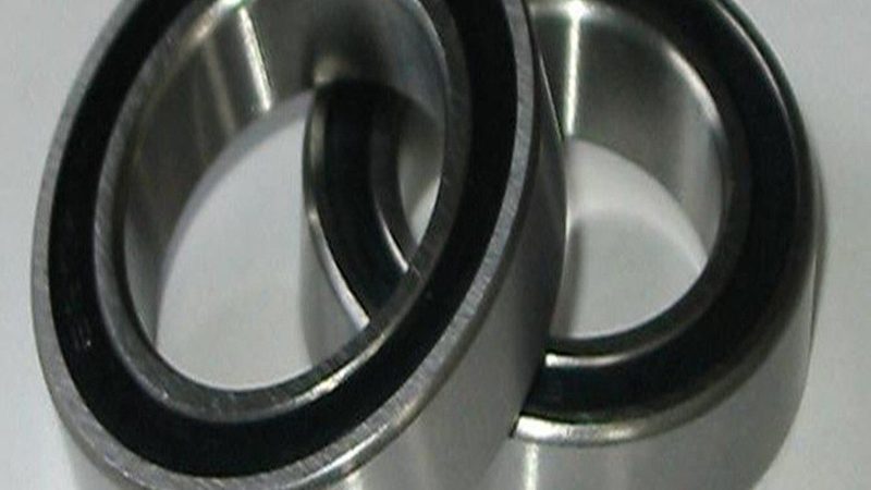 小型滚珠丝杠定制：揭秘其核心工艺与选型要点